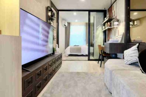 Condominio de 1 dormitorio en Bangkok, Tailandia № 208865 - foto 14
