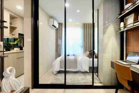 Condominio de 1 dormitorio en Bangkok, Tailandia № 208865 - foto 15