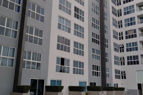Estudio en el condominio en Pattaya, Tailandia № 204327 - foto 30