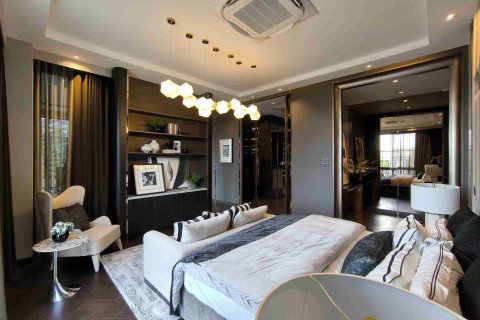 Casa de 5 dormitorios en Bangkok, Tailandia № 183962 - foto 11
