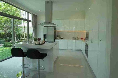 Haus in Bangkok, Thailand 5 Schlafzimmer № 183958 - Foto 13