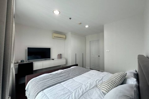 Condominio de 3 dormitorios en Bangkok, Tailandia № 172990 - foto 4