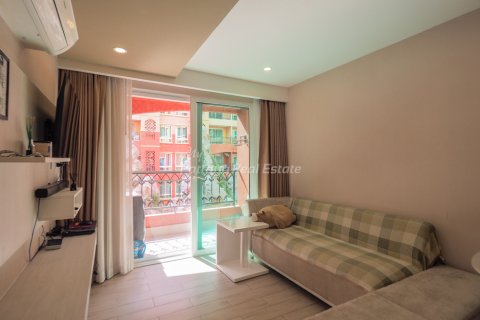 Condominio de 1 dormitorio en Bang Lamung, Tailandia № 205235 - foto 4