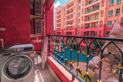 Condominio de 1 dormitorio en Bang Lamung, Tailandia № 205235 - foto 12