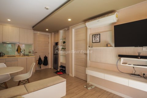 Condominio de 1 dormitorio en Bang Lamung, Tailandia № 205235 - foto 7