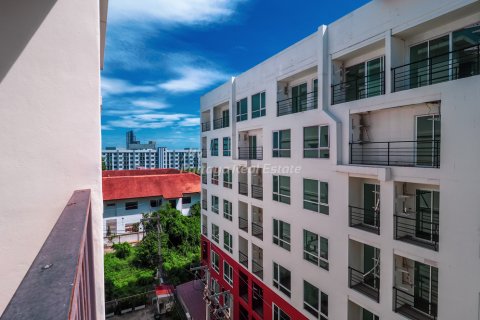 Estudio en el condominio en Bang Lamung, Tailandia № 205234 - foto 12