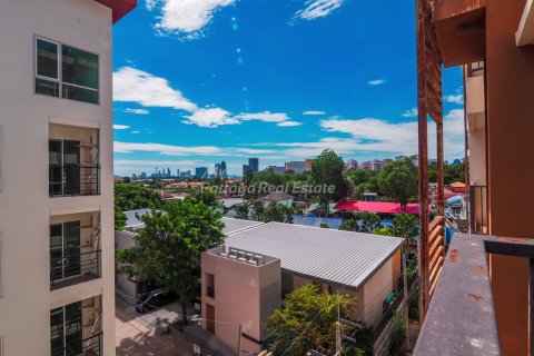 Estudio en el condominio en Bang Lamung, Tailandia № 205234 - foto 11