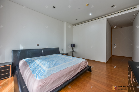 Condo in Bangkok, Thailand, 2 bedrooms № 220629 - photo 2