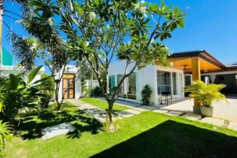 Chalet de 3 dormitorios en Phuket, Tailandia № 116804