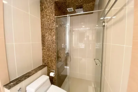 Apartamento de 2 dormitorios en Pattaya, Tailandia № 155701 - foto 19