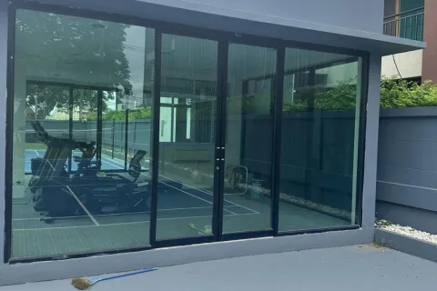 Chalet de 4 dormitorios en Pattaya, Tailandia № 155705 - foto 3