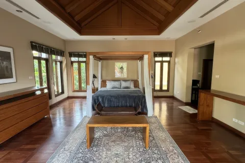 Chalet de 3 dormitorios en Pattaya, Tailandia № 155706 - foto 15