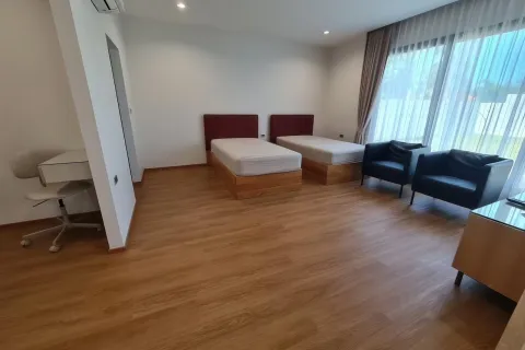 Casa de 4 dormitorios en Pattaya, Tailandia № 155707 - foto 8
