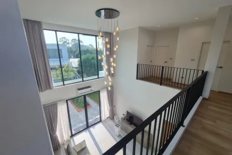 Casa de 4 dormitorios en Pattaya, Tailandia № 155707 - foto 10