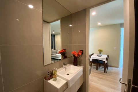 Condominio de 2 dormitorios en Bangkok, Tailandia № 143718 - foto 13