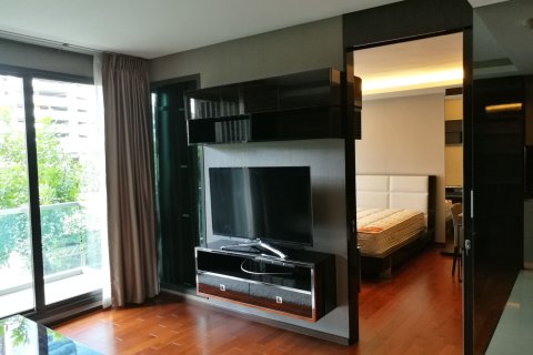 Estudio en el condominio en Watthana, Bangkok, Tailandia № 173493 - foto 2