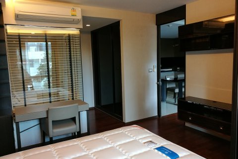Estudio en el condominio en Watthana, Bangkok, Tailandia № 173493 - foto 12