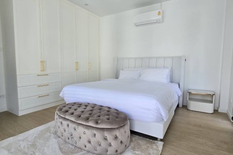 Chalet de 3 dormitorios en Hang Dong, Tailandia № 173494 - foto 8