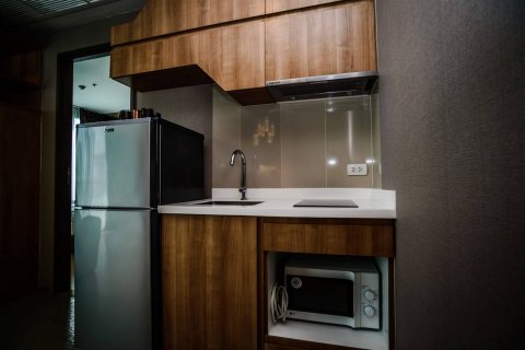 Condominio de 1 dormitorio en Phaya Thai, Bangkok, Tailandia № 143829 - foto 5