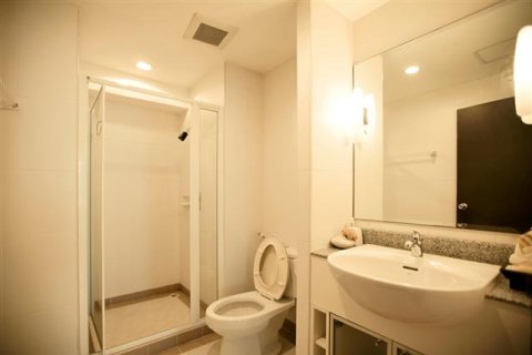 Condominio de 2 dormitorios en Bangkok, Tailandia № 143831 - foto 10