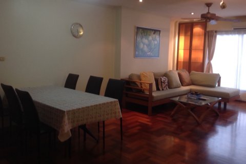 Condominio de 2 dormitorios en Bangkok, Tailandia № 143832 - foto 3