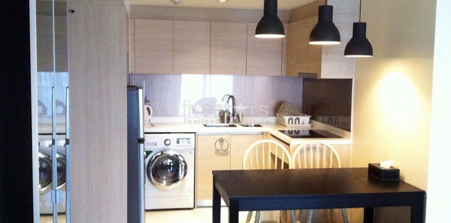 Condominio de 2 dormitorios en Bangkok, Tailandia № 67105