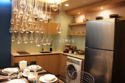 Condominio de 1 dormitorio en Bangkok, Tailandia № 67104 - foto 3