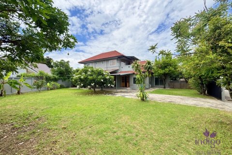 Haus in Chiang Mai, Thailand 5 Schlafzimmer № 194715