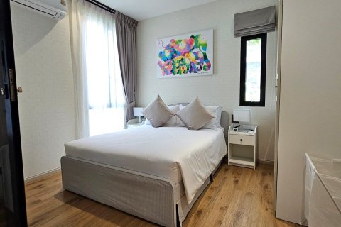 Apartamento de 2 habitaciones en Pattaya, Tailandia № 194717 - foto 5