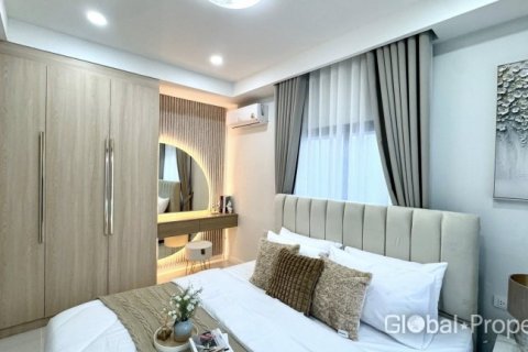 Casa de 3 dormitorios en Pattaya, Tailandia № 194713 - foto 8