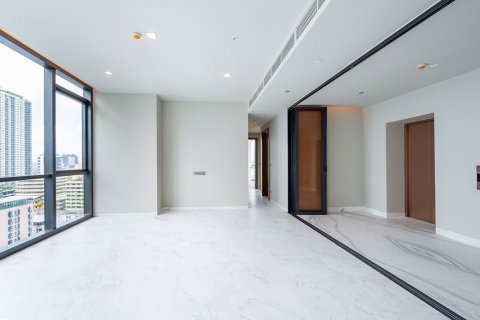 Condo à Bangkok, Thaïlande, 2 chambres à The Monument Thonglor  № 111422