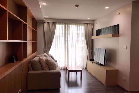 Condo in Bangkok, Thailand, 2 bedrooms in Sari by Sansiri  № 111423
