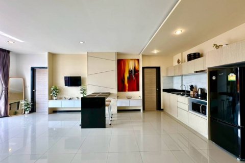 Condo in Phuket, Thailand, 2 bedrooms  № 161454 - photo 9