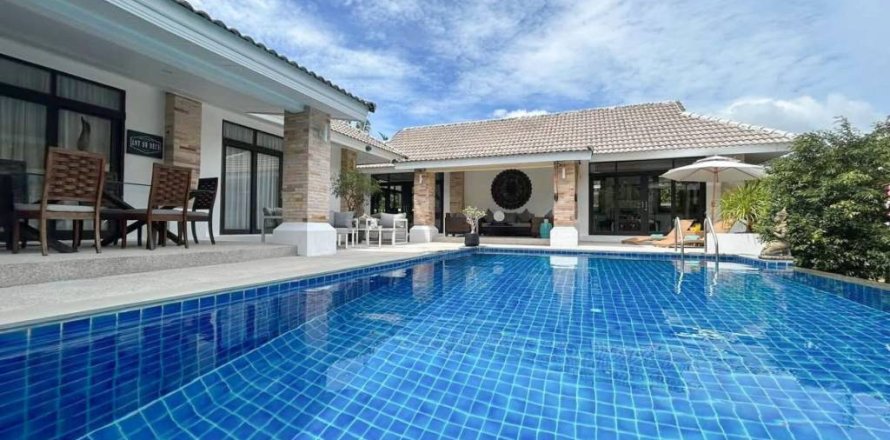 Chalet de 3 dormitorios en Surat Thani, Tailandia № 161456