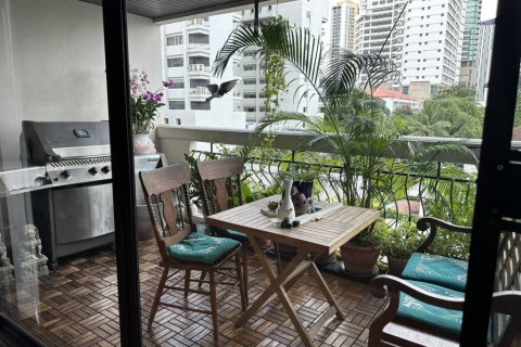 Condominio de 3 dormitorios en Bangkok, Tailandia № 172937 - foto 2