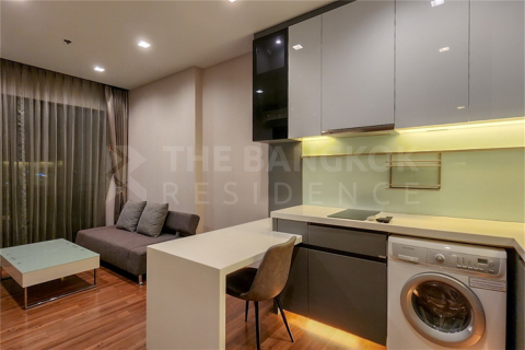 Eigentumswohnung in Bangkok, Thailand, 1 Schlafzimmer  № 233187 - Foto 2