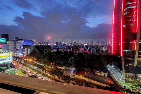 Eigentumswohnung in Bangkok, Thailand, 1 Schlafzimmer  № 233187 - Foto 9