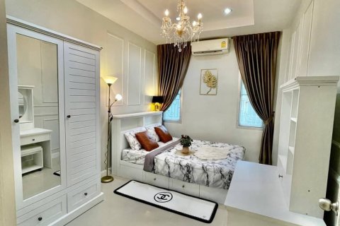 Casa de 2 dormitorios en Pattaya, Tailandia № 205361 - foto 10