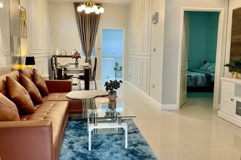 Casa de 2 dormitorios en Pattaya, Tailandia № 205361 - foto 12