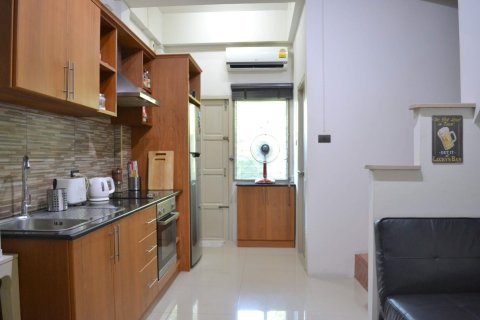 Casa de 2 dormitorios en Pattaya, Tailandia № 205362 - foto 2