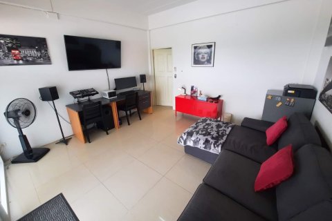 Casa de 2 dormitorios en Pattaya, Tailandia № 205362 - foto 14