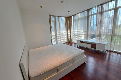 Condominio de 3 dormitorios en Bangkok, Tailandia № 205364 - foto 15