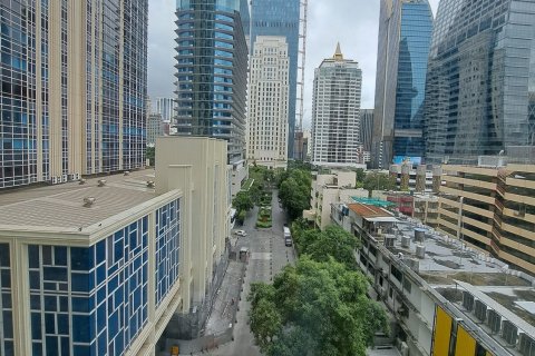 Condominio de 3 dormitorios en Bangkok, Tailandia № 205364 - foto 28