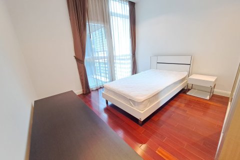 Condominio de 3 dormitorios en Bangkok, Tailandia № 205364 - foto 22