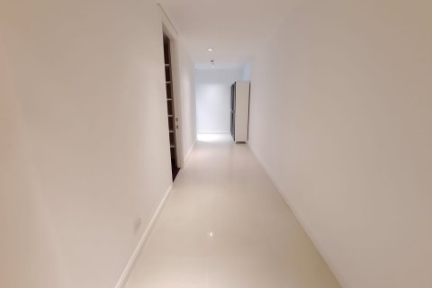Condominio de 3 dormitorios en Bangkok, Tailandia № 205364 - foto 27