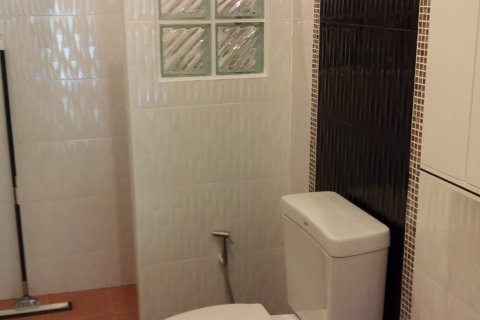 Casa de 2 dormitorios en Pattaya, Tailandia № 205363 - foto 7