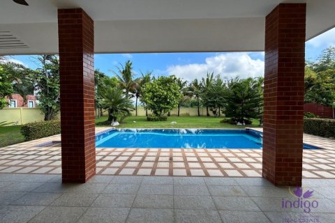 Chalet de 3 dormitorios en Chiang Mai, Tailandia № 162482 - foto 24