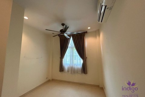 Chalet de 3 dormitorios en Chiang Mai, Tailandia № 162482 - foto 20
