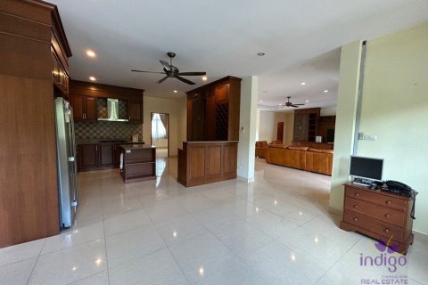 Chalet de 3 dormitorios en Chiang Mai, Tailandia № 162482 - foto 5
