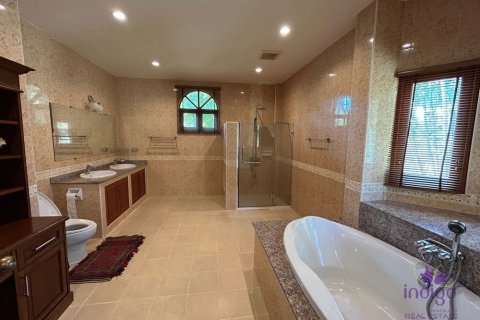 Chalet de 3 dormitorios en Chiang Mai, Tailandia № 162482 - foto 9